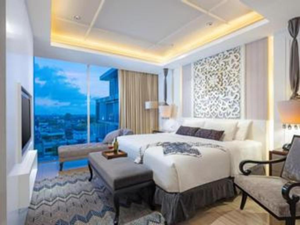 อาร์โทเทล สวีท เบียนตี ยอกยาการ์ตา Hotel ภายนอก รูปภาพ